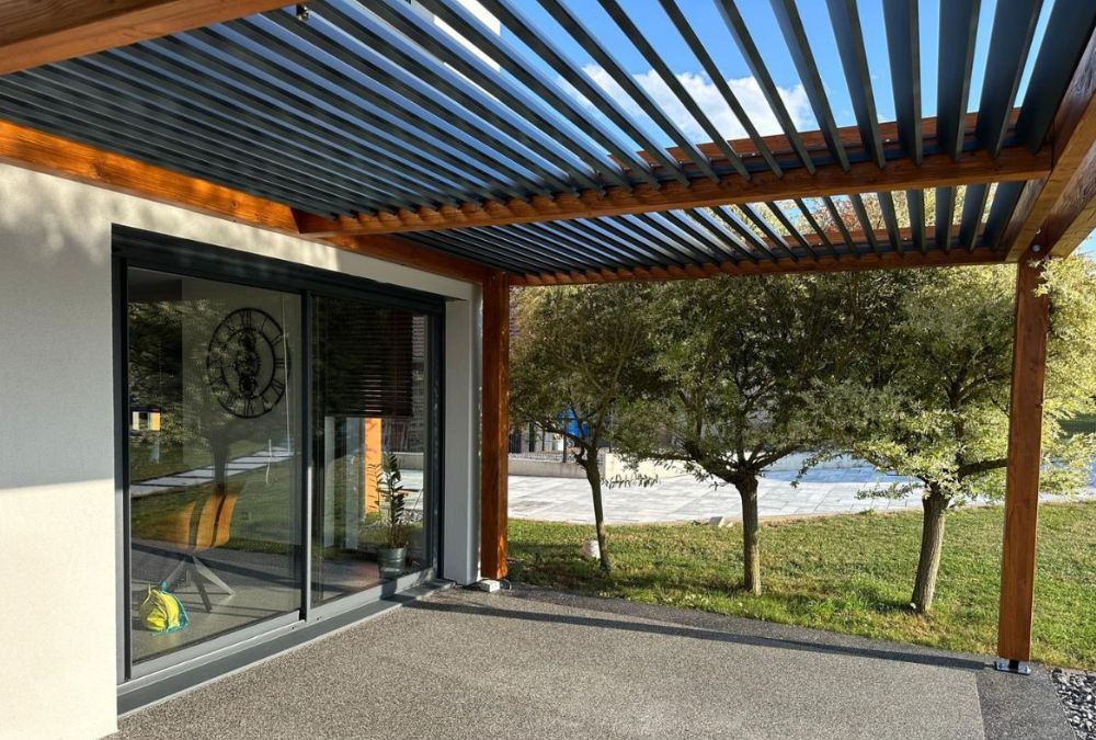 pergola-sur-mesure-en-bois