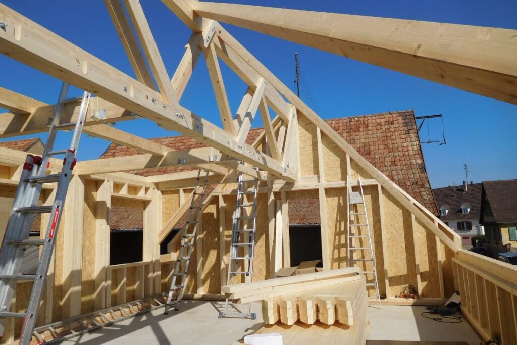 rehausse-toiture-ossature-bois-3
